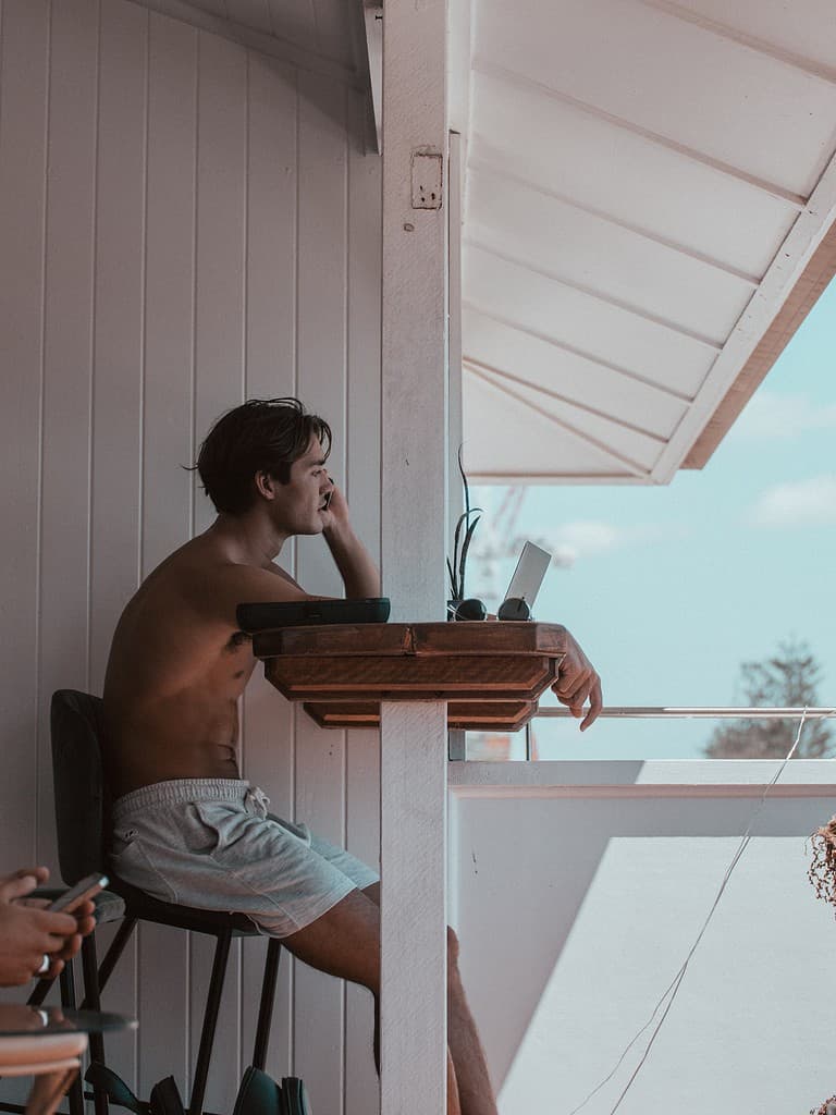 The 4-Hour Workweek by Tim Ferriss | Book Summary