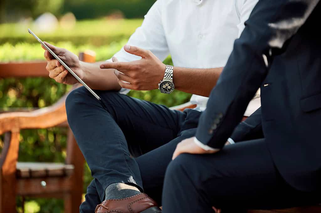 Arrange meetings with the top candidates